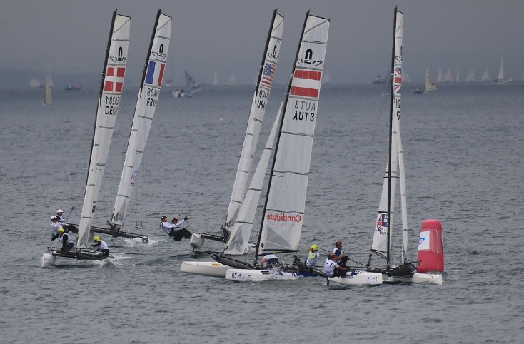 费迪南德与,卡拉格上演,足球场,德州扑克(中国)官方网站,德州扑克游戏,(中国)官方网站,在线玩德州扑克网站,德州扑克游戏官网